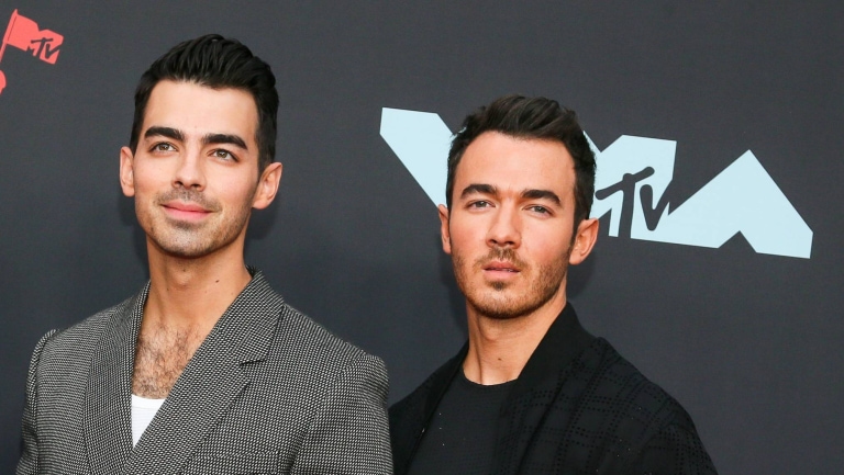 With Clear Eyes And Full Hearts, The Jonas Brothers Bring Their Tour Around The World